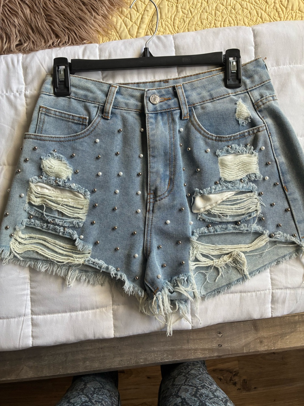 SHEIN Light Wash Distressed Pearl-Stud Denim Shorts
